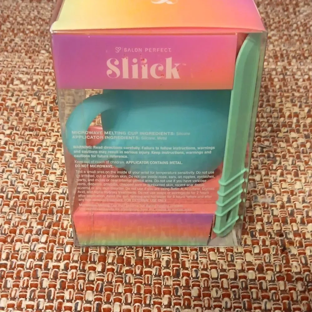 New Sliick Microwave Melting Cup With Applicator.‎ Salon Perfect